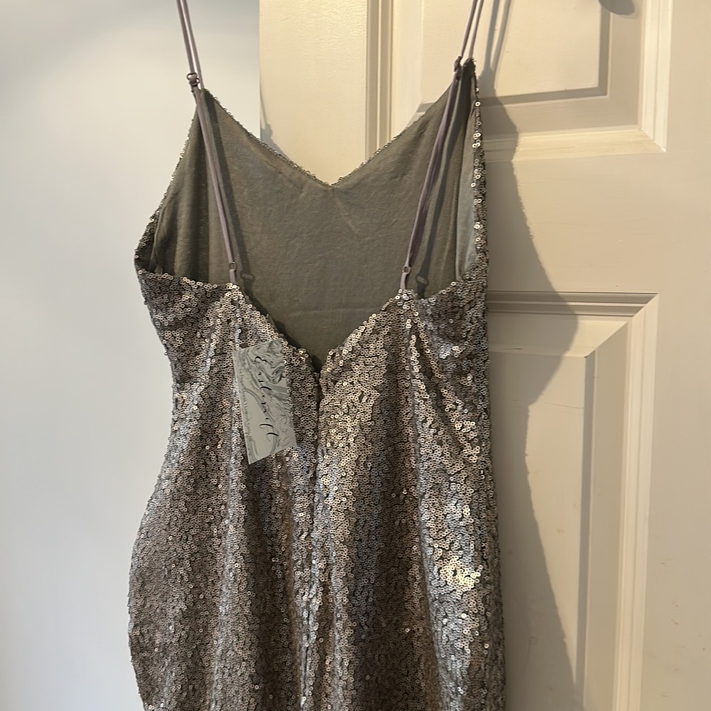 BNWT sequin mini - Picture 4 of 4